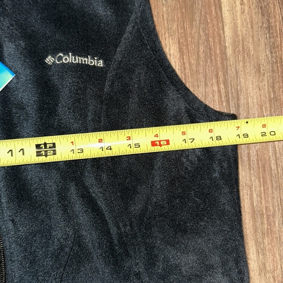 Columbia Women’s Three Lakes Fleece Vest size M  NWT - Picture 2 of 4